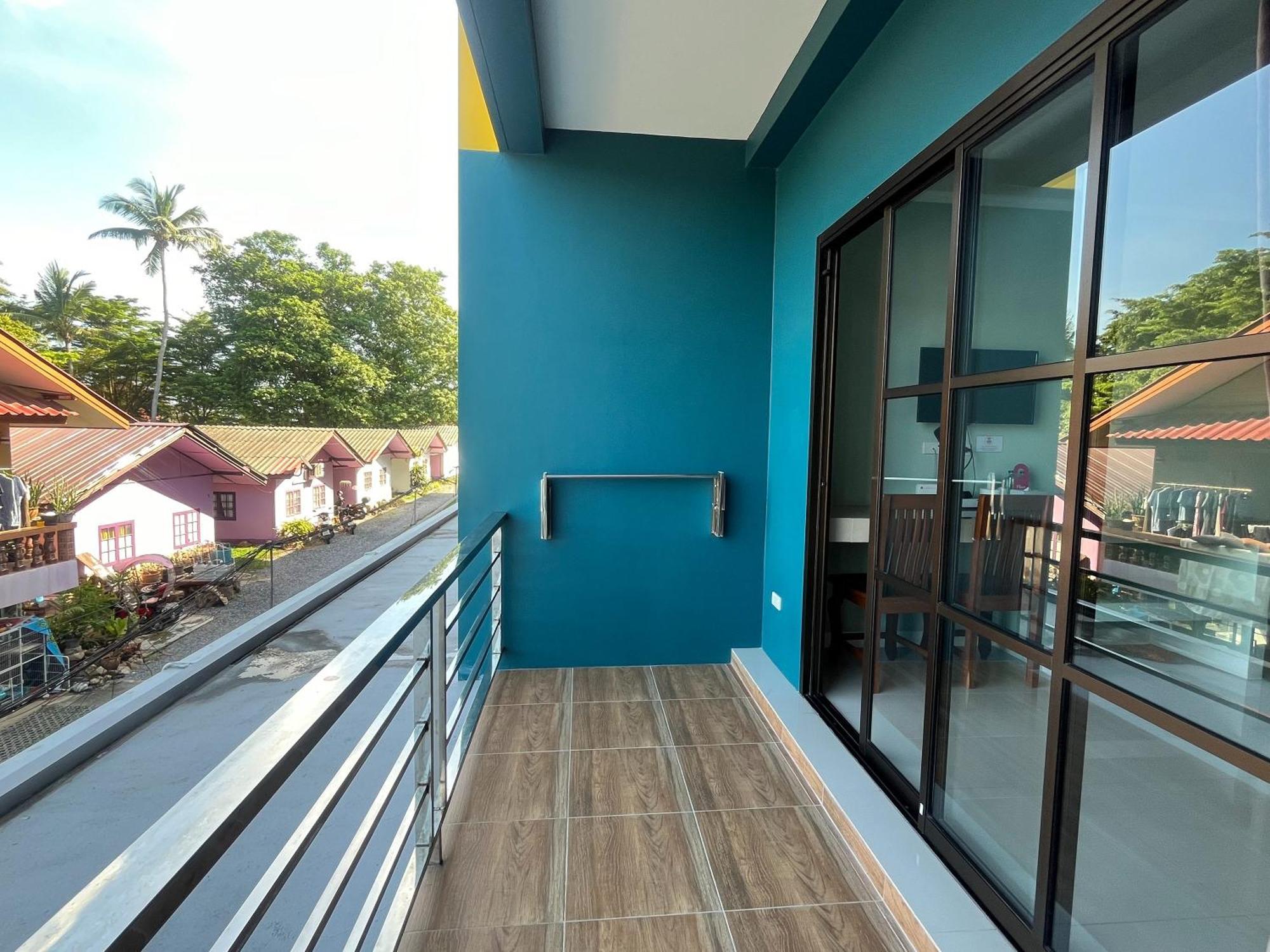 J & Ariya Hotel Near Samui Airport And Koh Phangan Pier บ่อผุด ภายนอก รูปภาพ